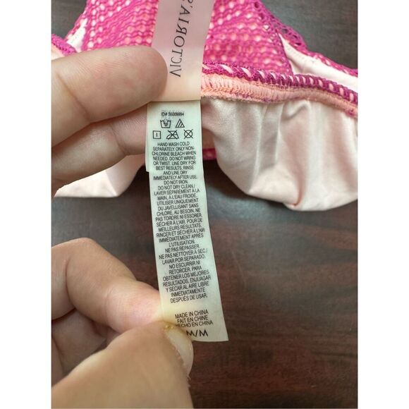Victoria’s Secret Swim Bikini Bottom Size Medium - Picture 4 of 4